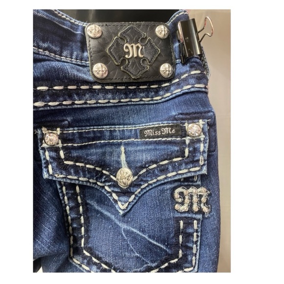 Miss Me Jeans - Picture 4 of 5